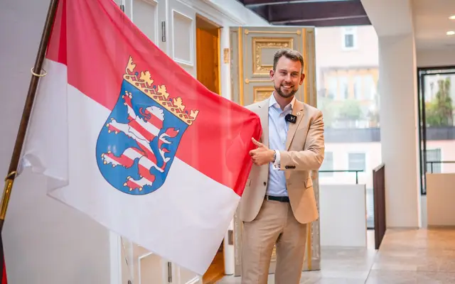 Arbeit von ANRELO für die Branche Politik